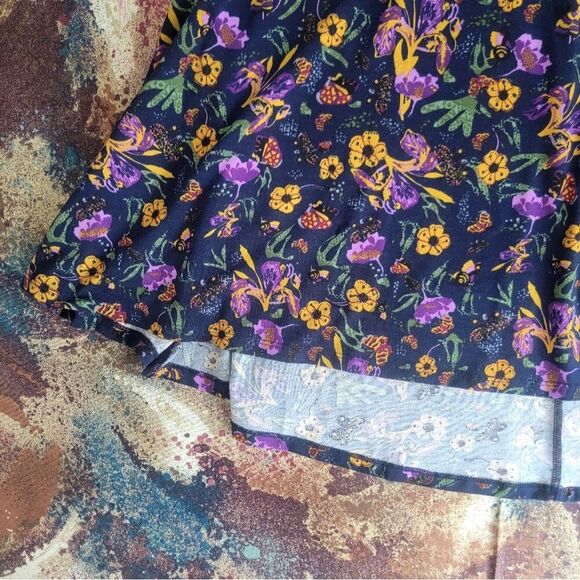 LuLaRoe Gigi Woman's Top Blouse 2 X Large Floral Multicolor Short Sleeve - Picture 4 of 12